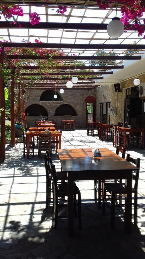 Hotel Dougas Arkoudi Exteriér fotografie